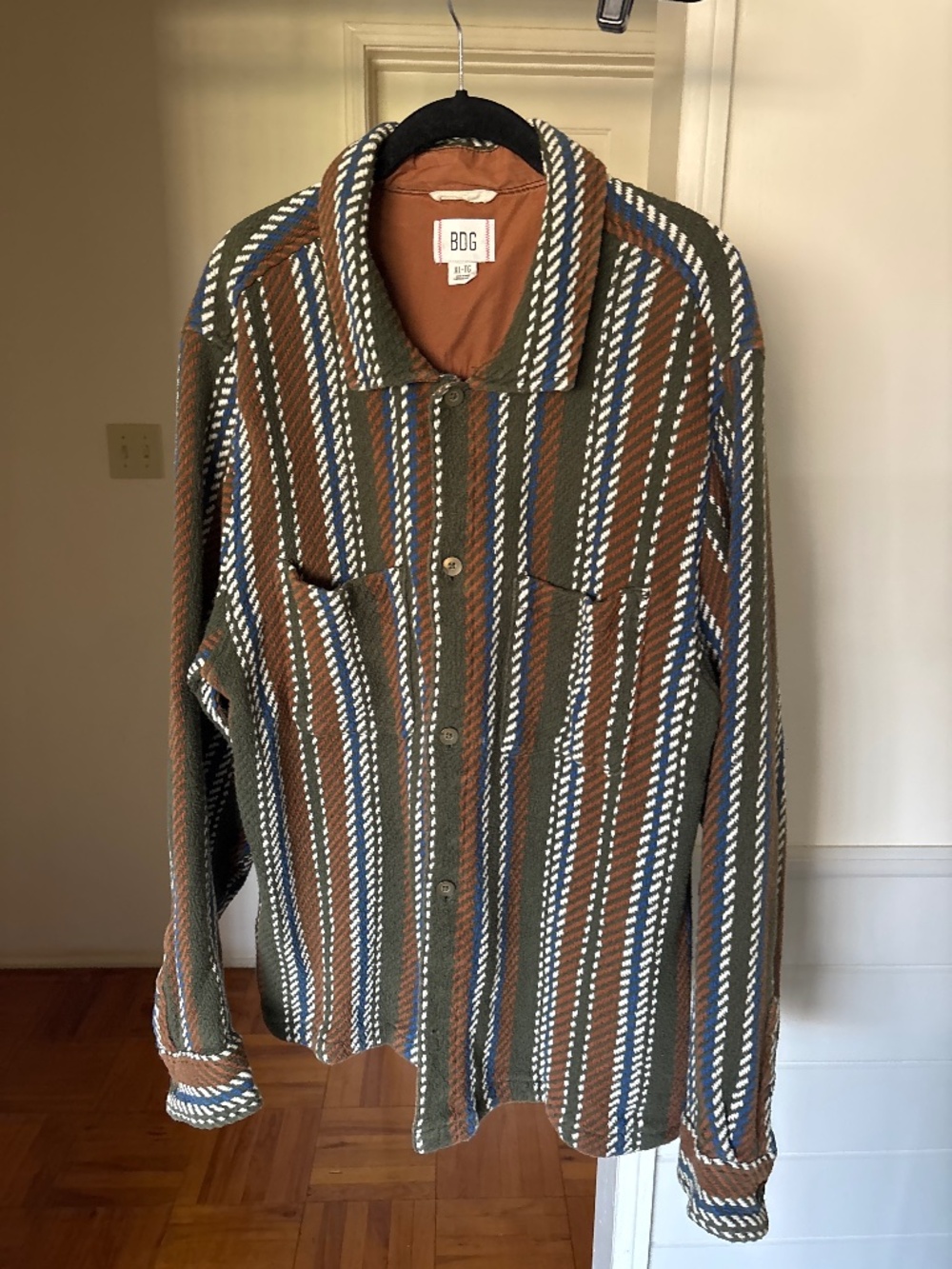 Urban Outfitters BDG Buttonup size XL